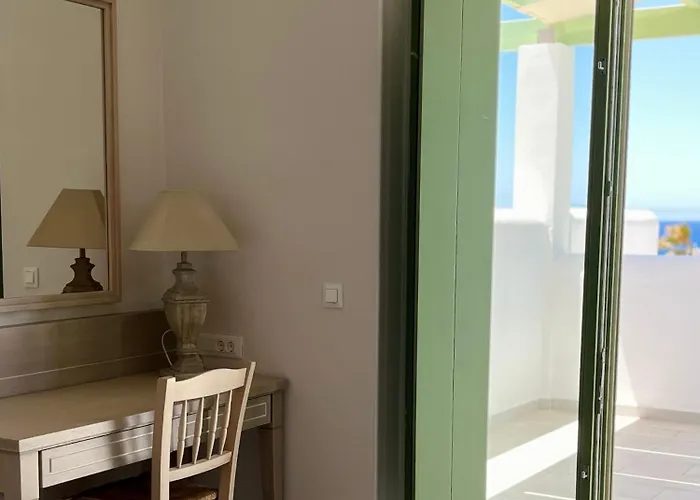 Alona Luxury Villas