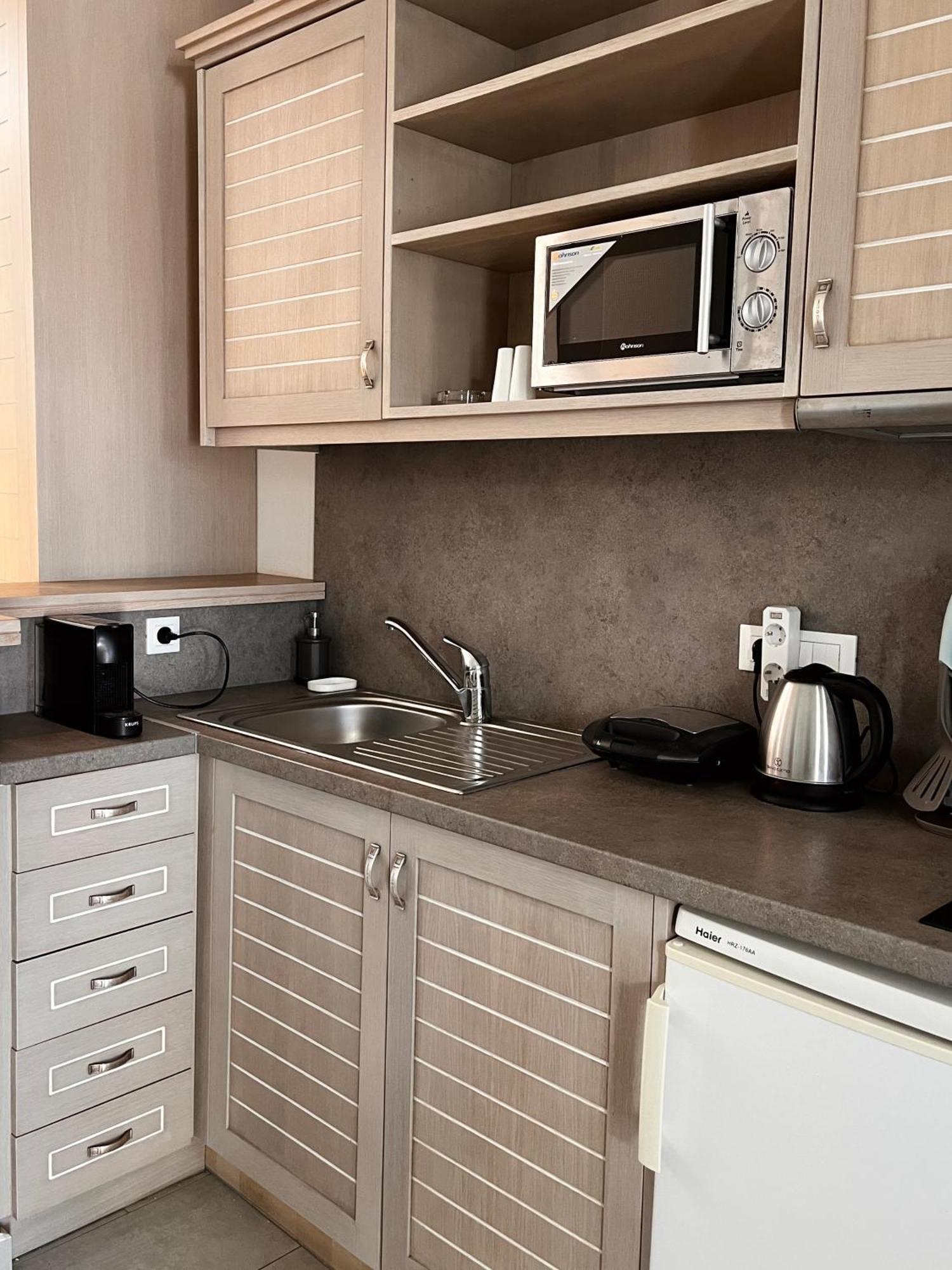 Alona Luxury * Arkasa