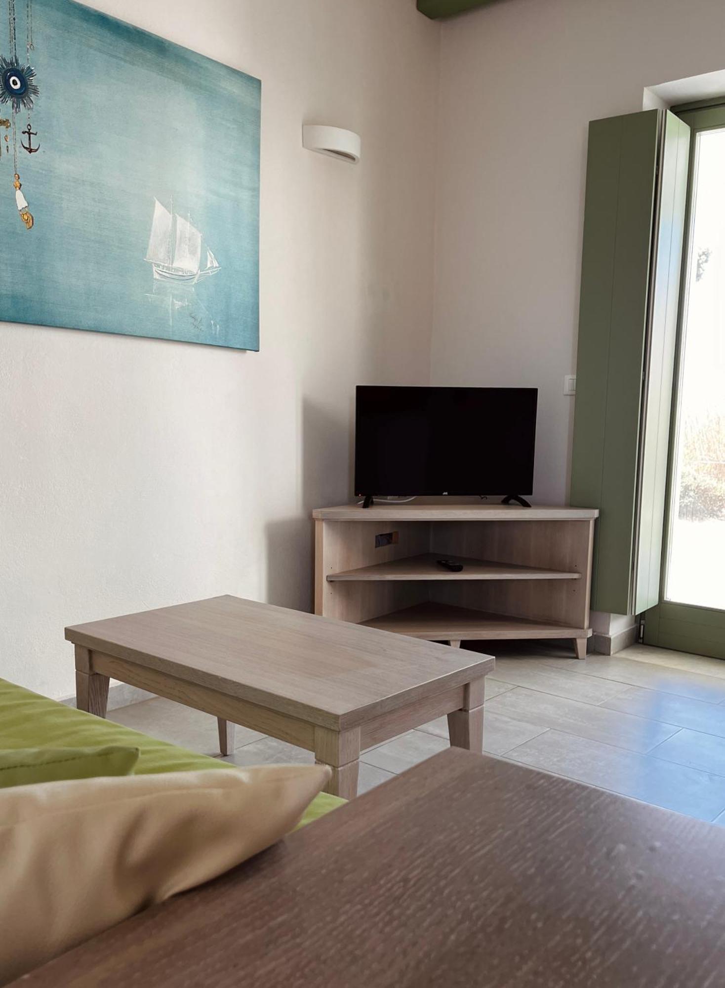 Alona Luxury