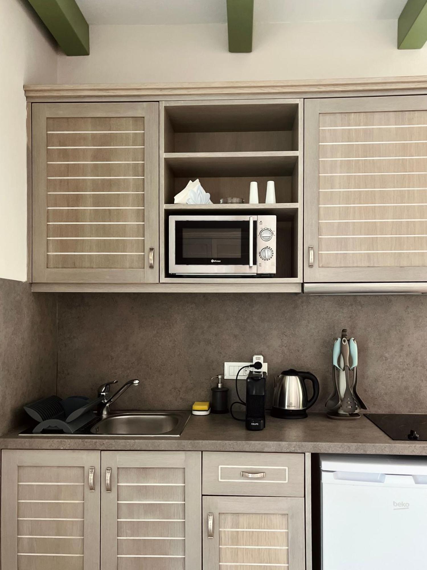 Alona Luxury Apartment *